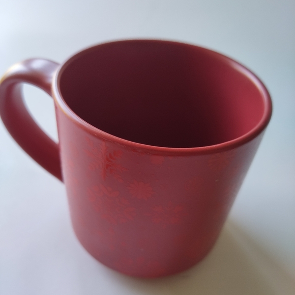 Tim Hortons Christmas Mug - Picture 3 of 4